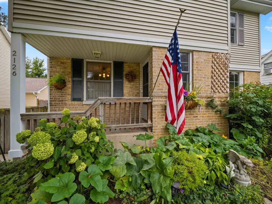 2126 Hickory Court, Glenview, IL 60025 - #2
