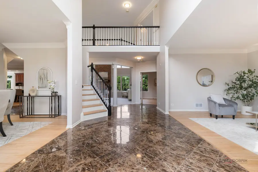818 W Lukas Avenue, Palatine, IL 60067 - #2