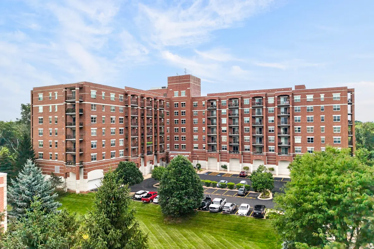 1700 Riverwoods Drive #706, Melrose Park, IL 60160 - #1