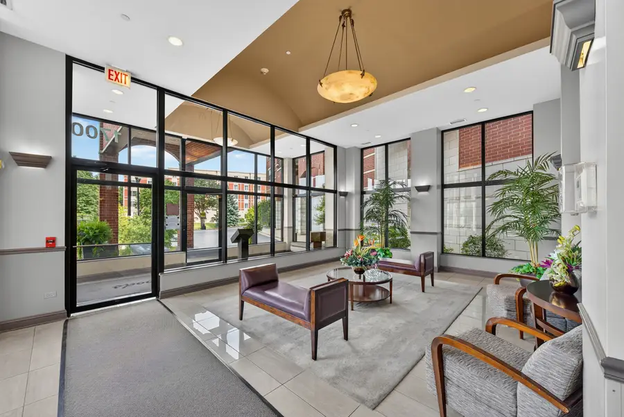 1700 Riverwoods Drive #706, Melrose Park, IL 60160 - #3