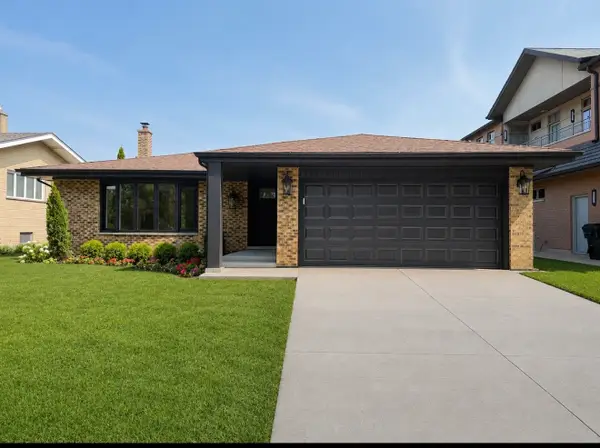 8702 W Bruce Drive W, Niles, IL 60714