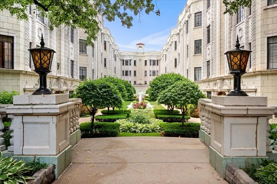 7350 N Ridge Boulevard #21B, Chicago, IL 60645 - #2