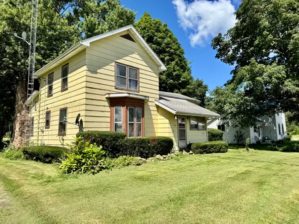 335 N Washington Street, Tiskilwa, IL 61368