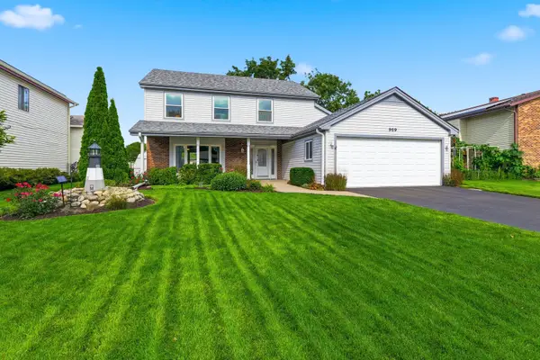969 E Castlewood Lane, Bartlett, IL 60103