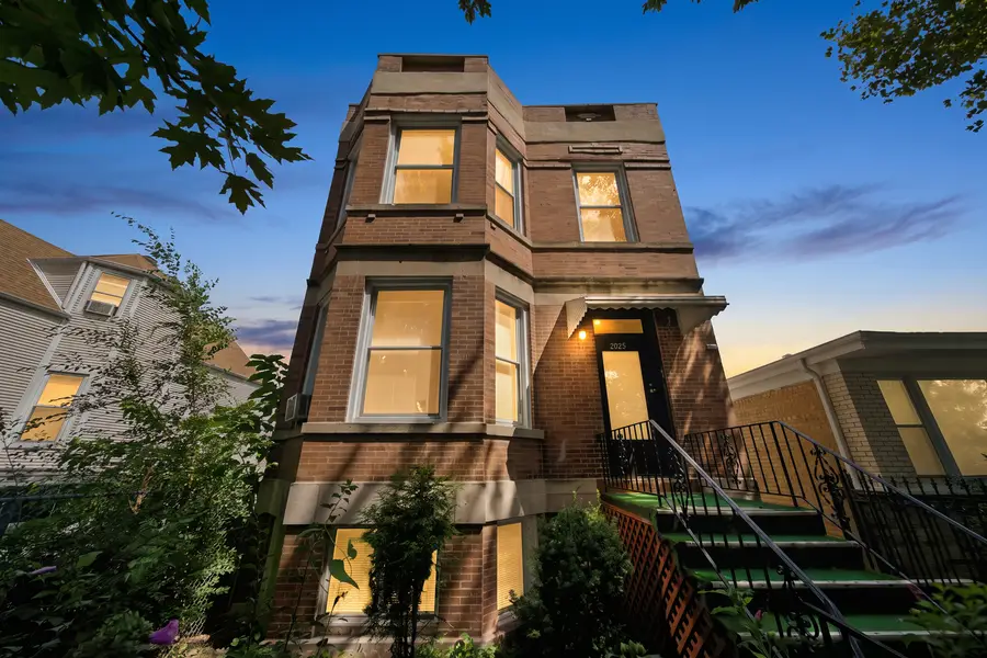2025 N Lawler Avenue, Chicago, IL 60639 - #3