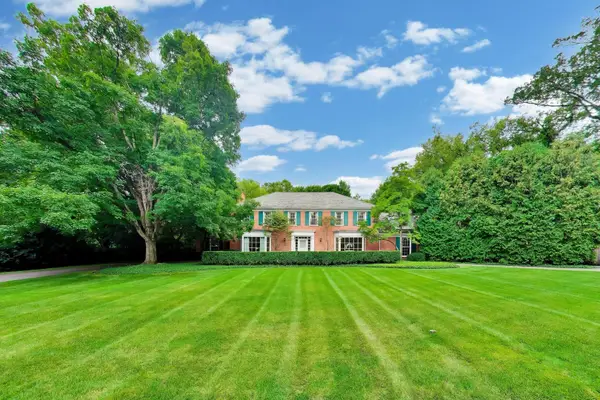 197 N Green Bay Road, Lake Forest, IL 60045