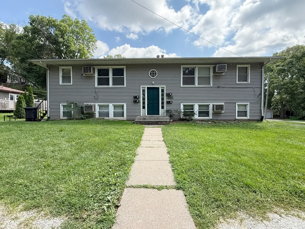 1228 24th Avenue, Rock Island, IL 61201 - #1