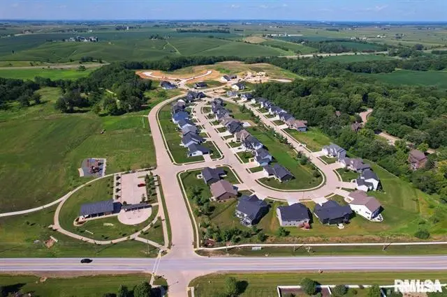 7222 Alvie Court, Bettendorf, IA 52722 - #1