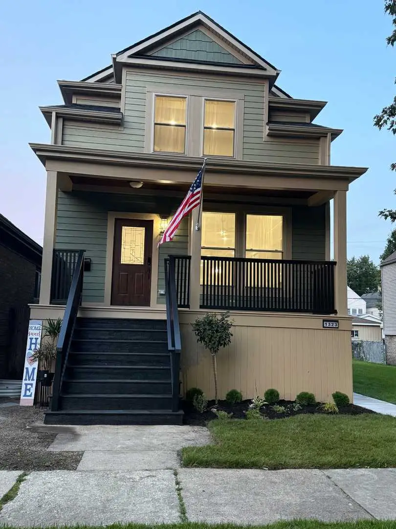 1323 Home Avenue, Berwyn, IL 60402 - #1