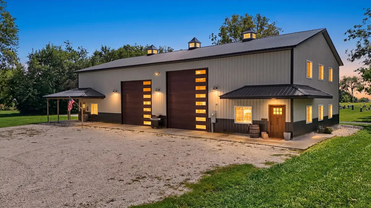 652 E Summer Street, Paxton, IL 60957 - #1