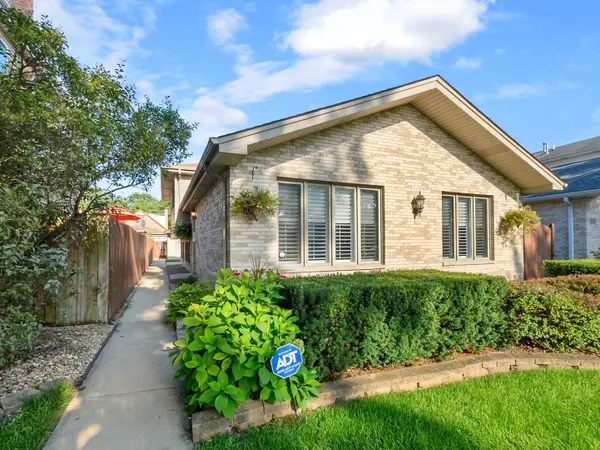 10633 S Whipple Street, Chicago, IL 60655