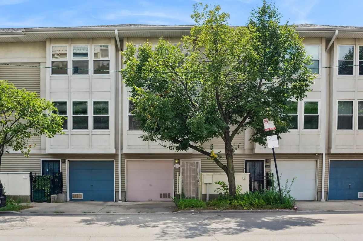 1007 E 61st Street, Chicago, IL 60637 - #1
