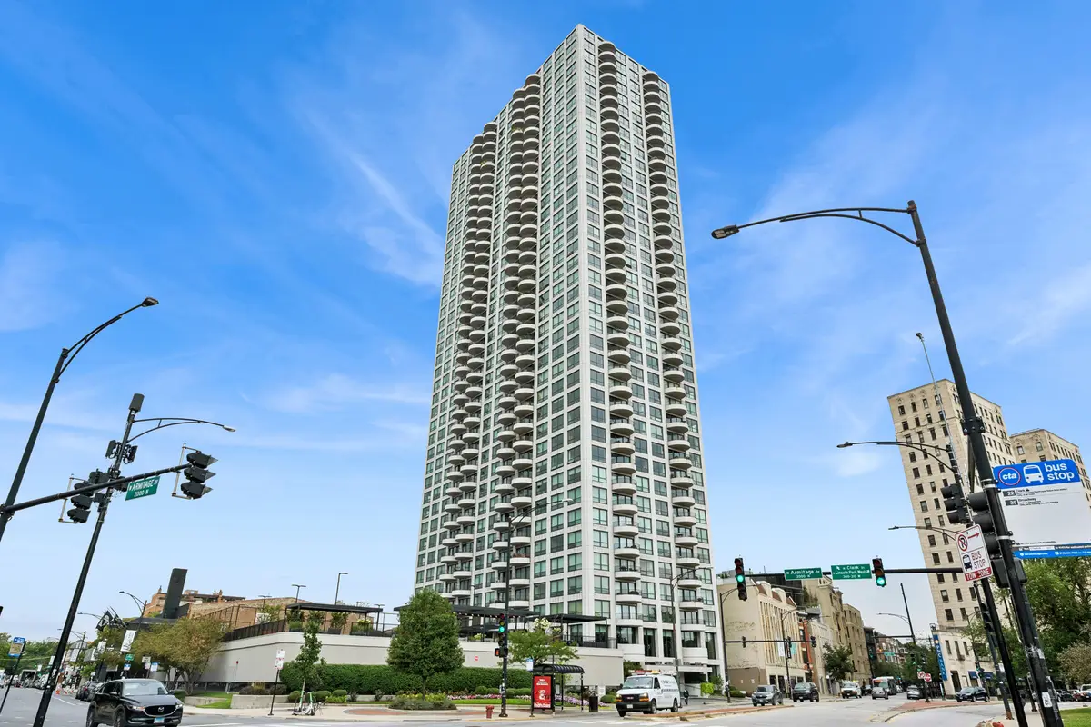 2020 N Lincoln Park West #9H, Chicago, IL 60614 - #1