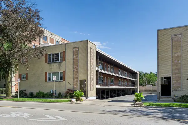 409 Lathrop Avenue #1B, River Forest, IL 60305