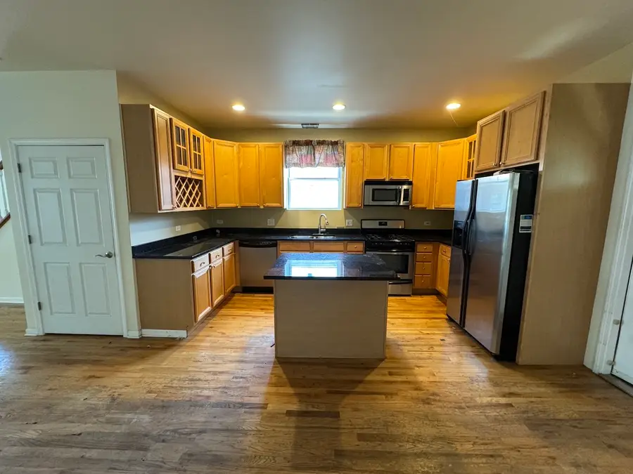609 E 89th Street, Chicago, IL 60619 - #3