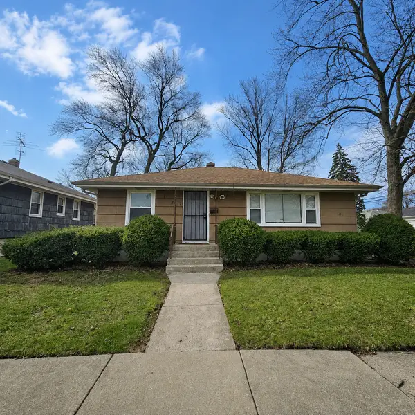 3617 Monroe Street, Lansing, IL 60438