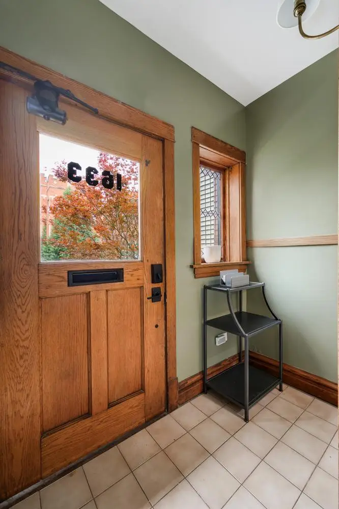 1633 W Olive Avenue, Chicago, IL 60660 - #2