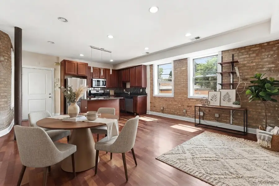6410 N Hoyne Avenue #2W, Chicago, IL 60645 - #3