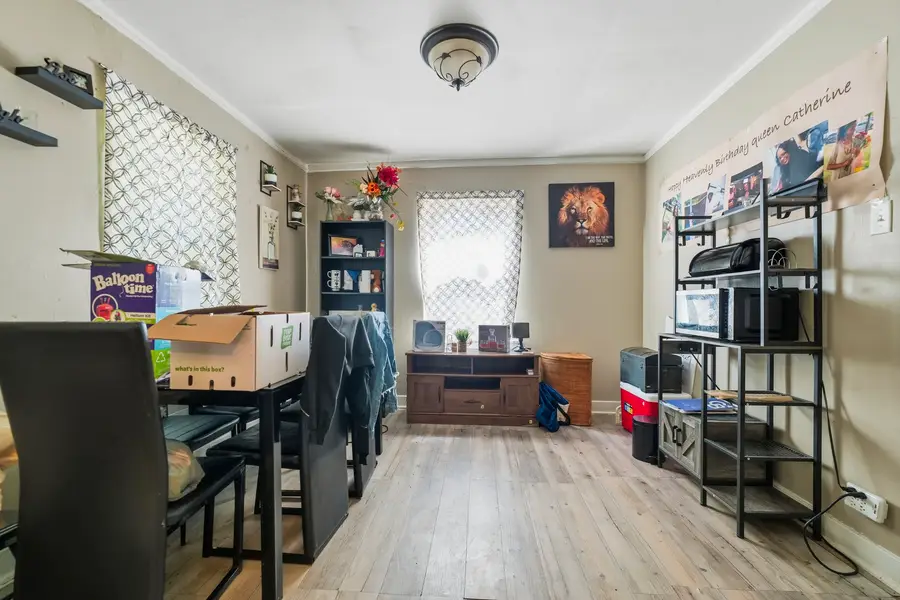 10152 S Bensley Avenue, Chicago, IL 60617 - #3