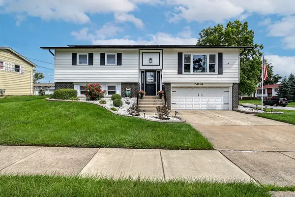 5814 Essex Road, Oak Forest, IL 60452