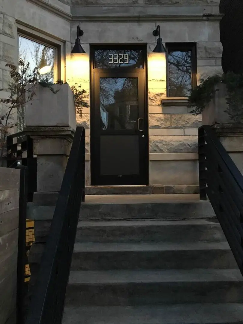 3329 W Pierce Avenue, Chicago, IL 60651 - #3