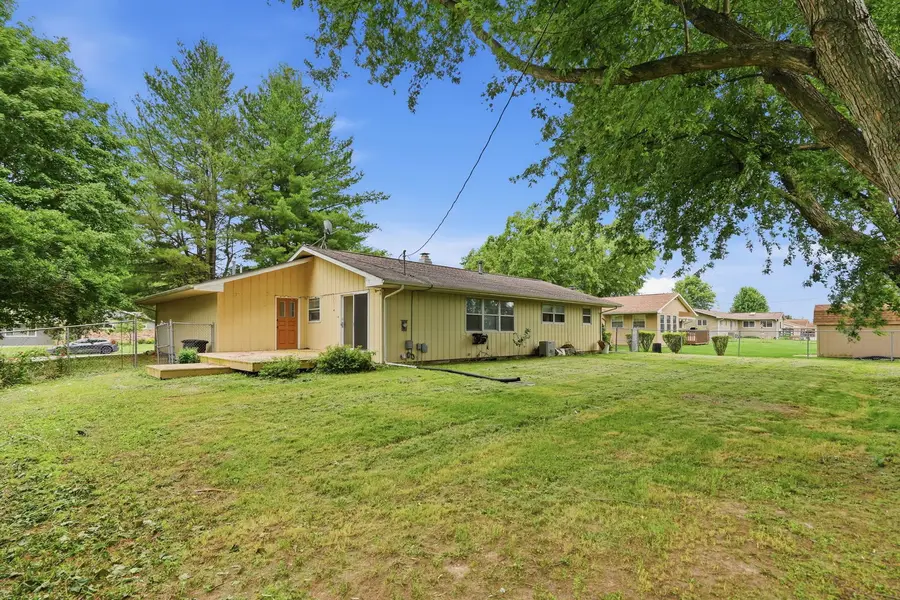 109 N 3rd Street, Colona, IL 61241 - #2