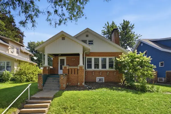 2325 Western Avenue, Davenport, IA 52803