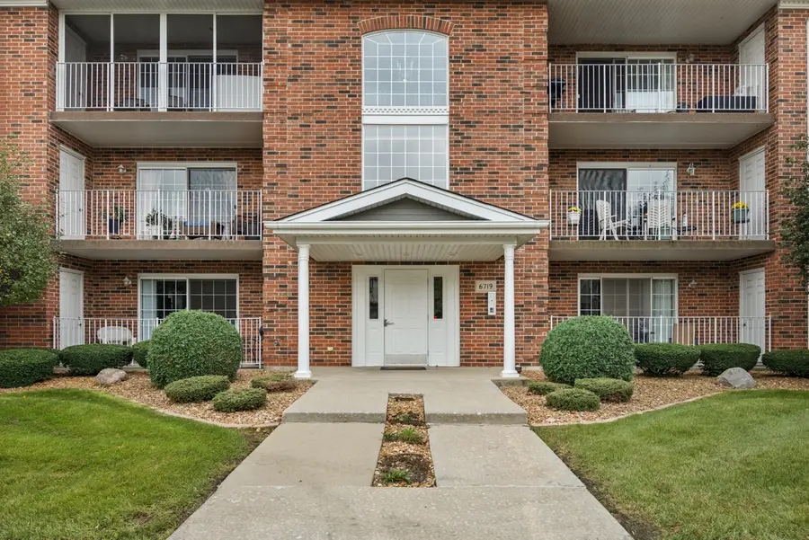 6719 White Tail Lane #1E, Tinley Park, IL 60477 - #3