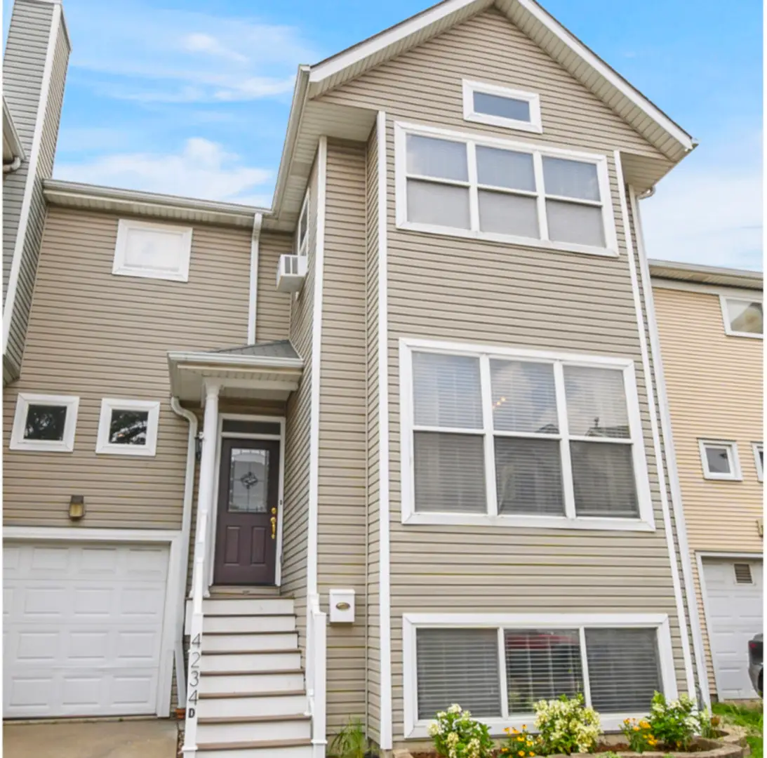 4234 N Kolmar Avenue, Chicago, IL 60641 - #1