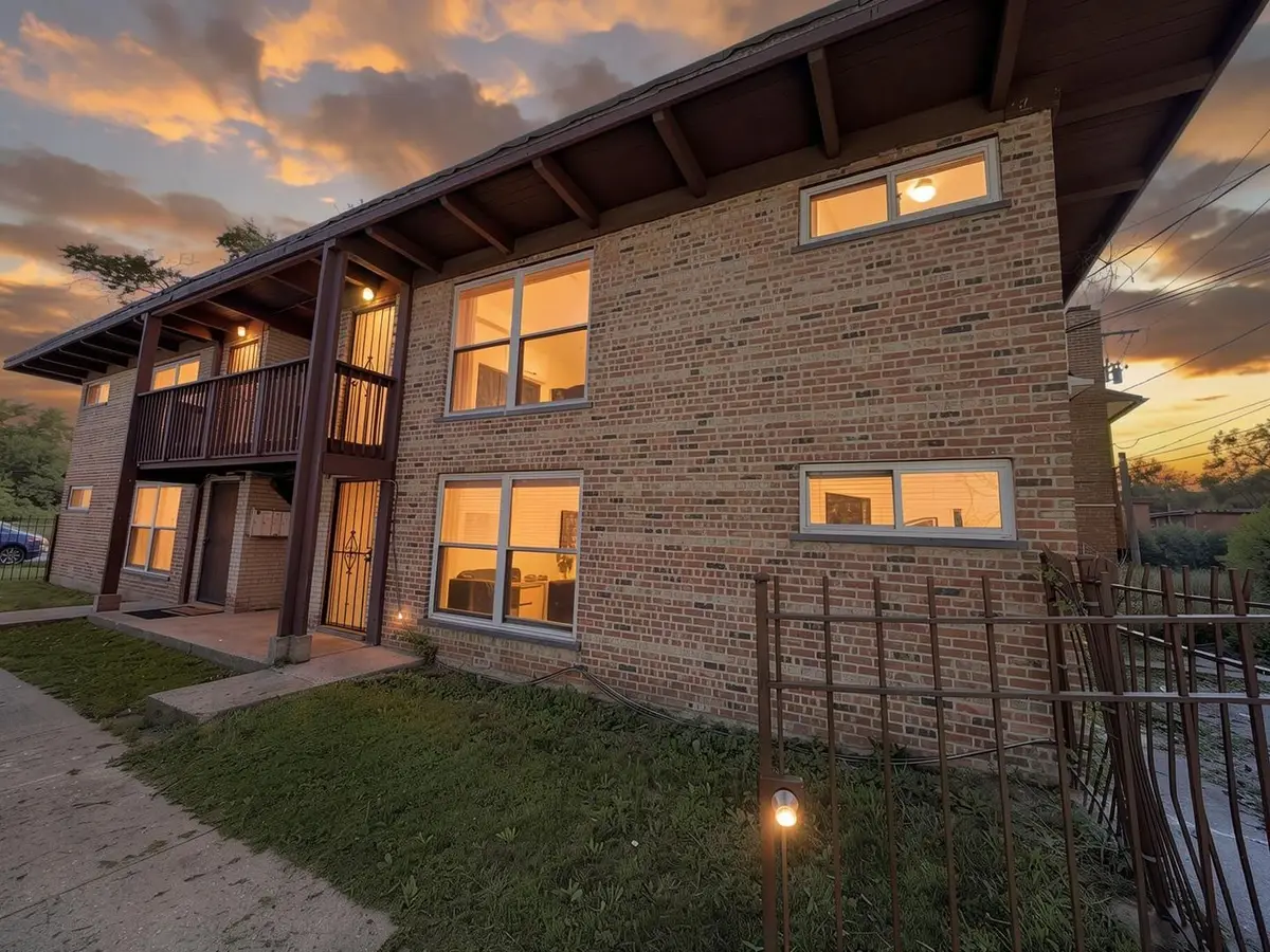 175 W 154th Street, Harvey, IL 60426 - #1