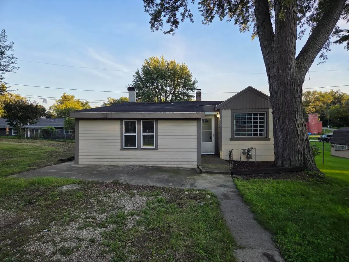 7301 Chippewa Drive, Wonder Lake, IL 60097 - #1