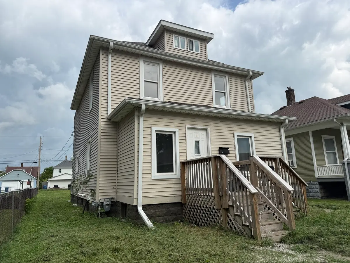 1438 18th Street, East Moline, IL 61244 - #1