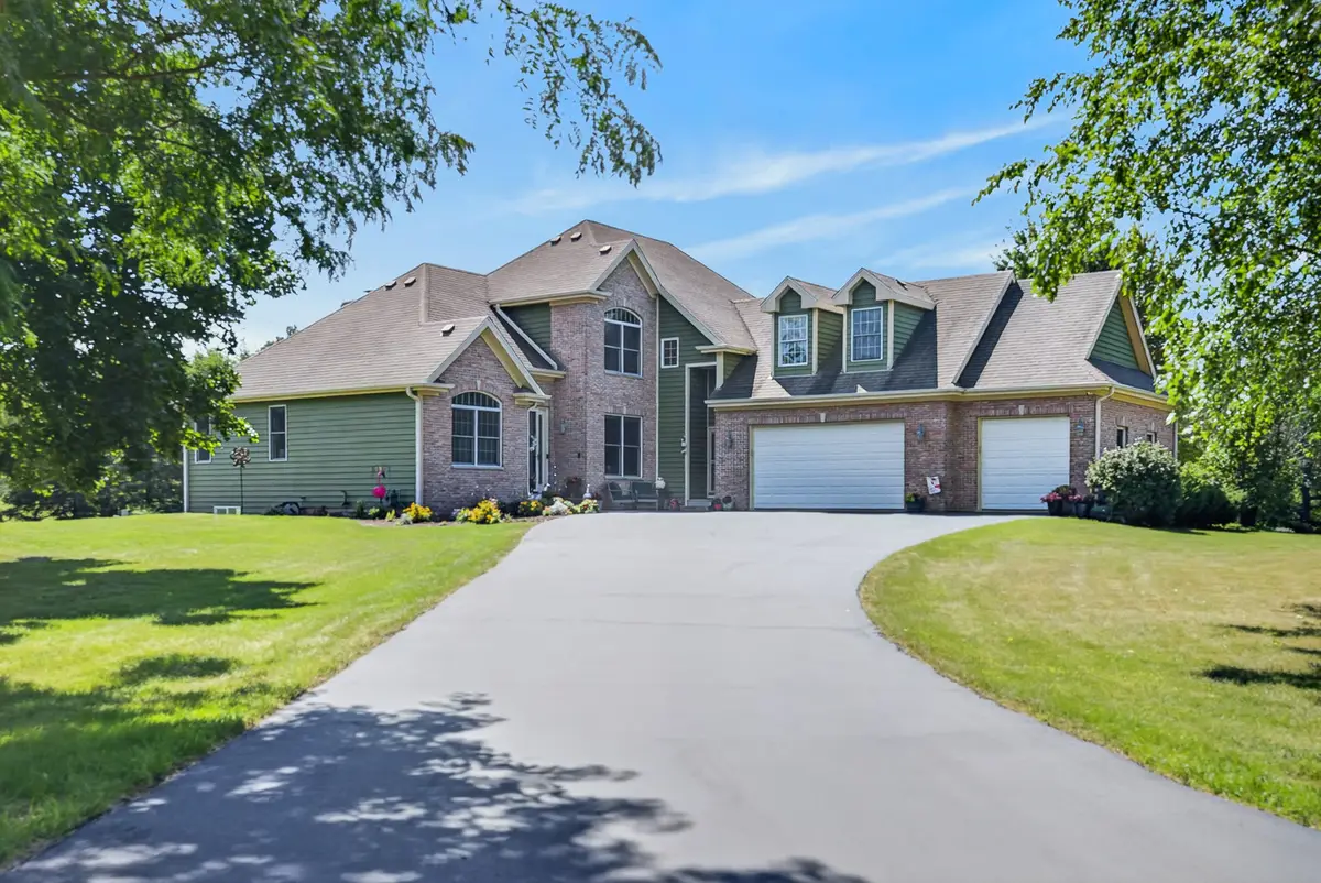 7202 Paulson Drive, Marengo, IL 60152 - #1