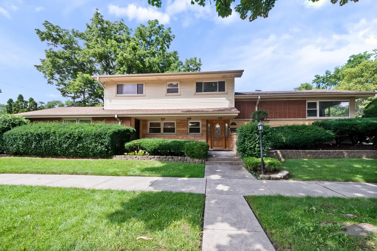 600 Florence Drive, Park Ridge, IL 60068 - #1