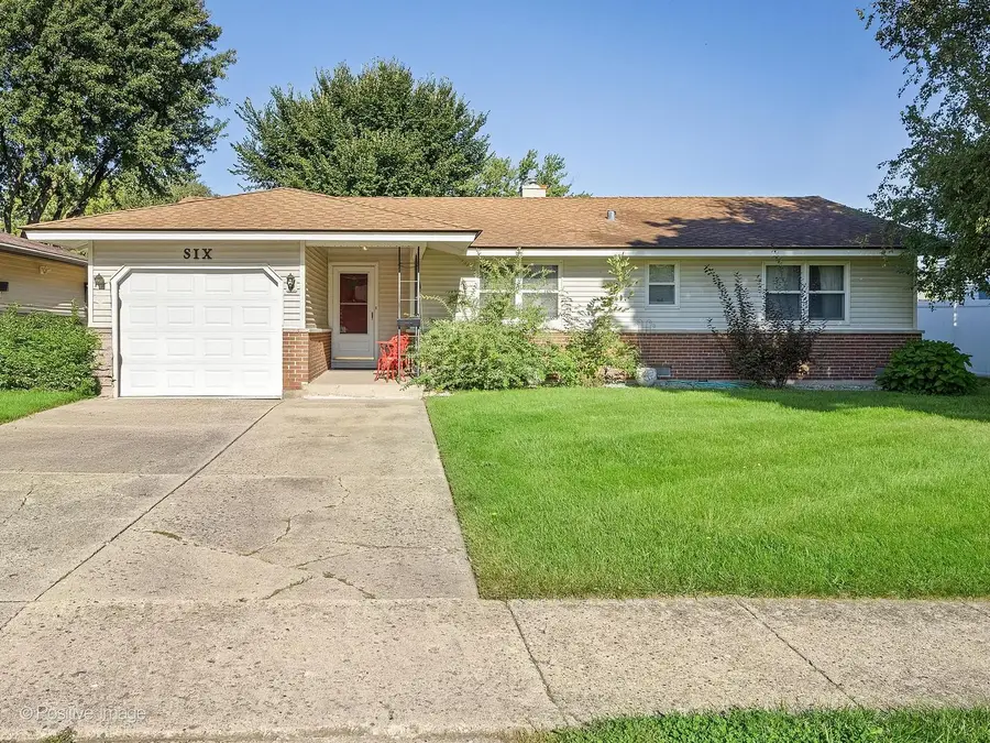 6 Ridgewood Road, Elk Grove Village, IL 60007 - #2