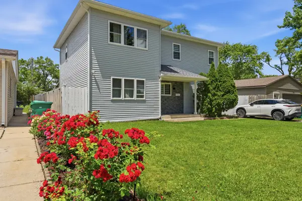 290 E Norman Lane, Wheeling, IL 60090