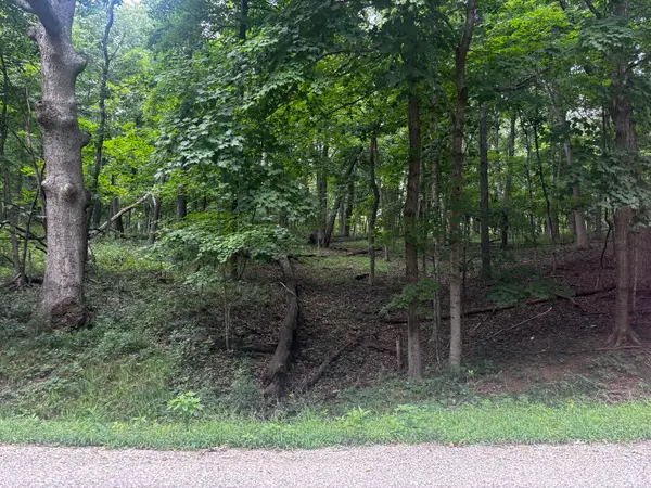 1806 Tanglewood Drive, Varna, IL 61375