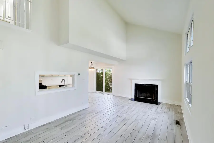 509 East Avenue, Streamwood, IL 60107 - #2