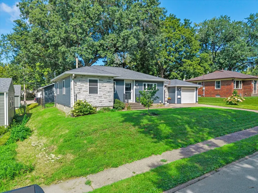 2420 Madison Street, Davenport, IA 52804 - #3