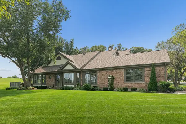 14425 Lake Ridge Road, Orland Park, IL 60462