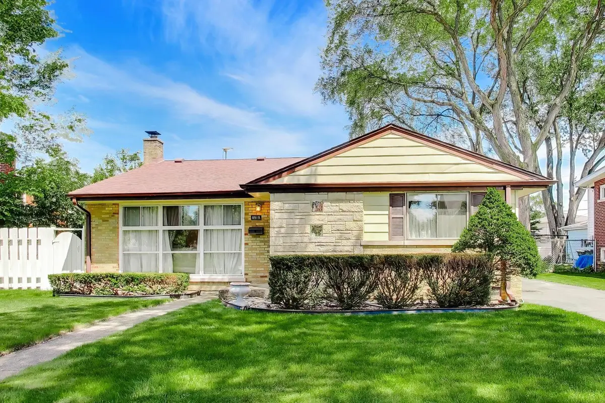 8919 Olcott Avenue, Morton Grove, IL 60053 - #1