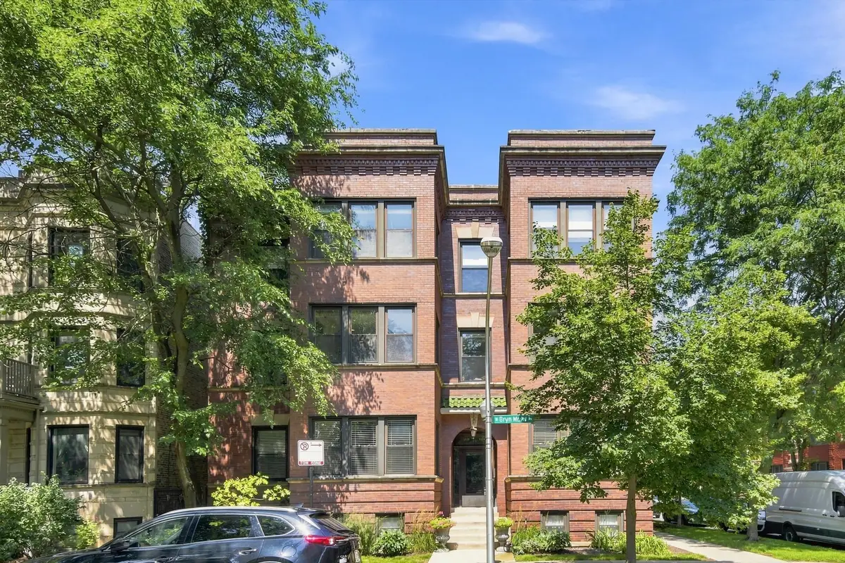 1330 W Bryn Mawr Avenue #2, Chicago, IL 60660 - #1