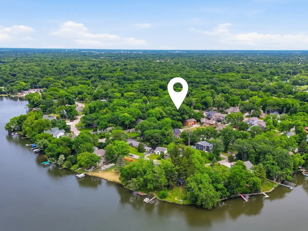 24017 N Valley Road, Lake Zurich, IL 60047 - #1