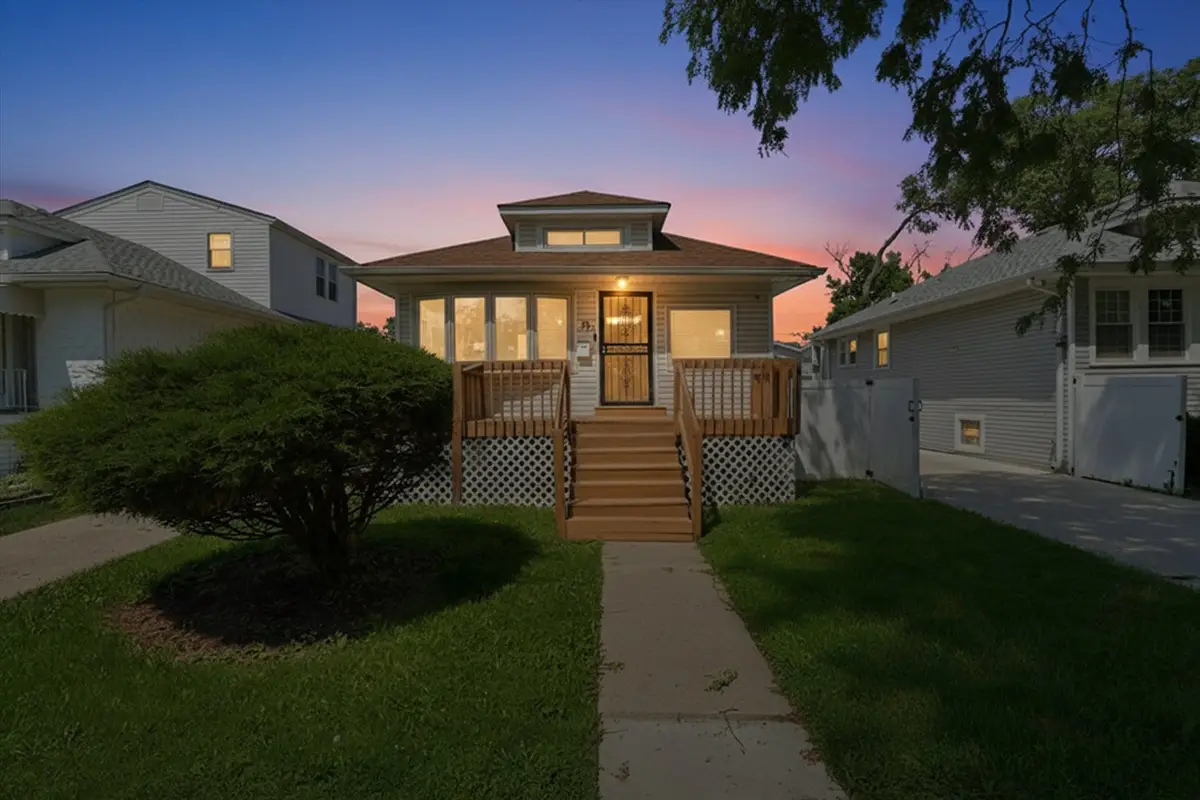 1426 S 18th Avenue, Maywood, IL 60153 - #1