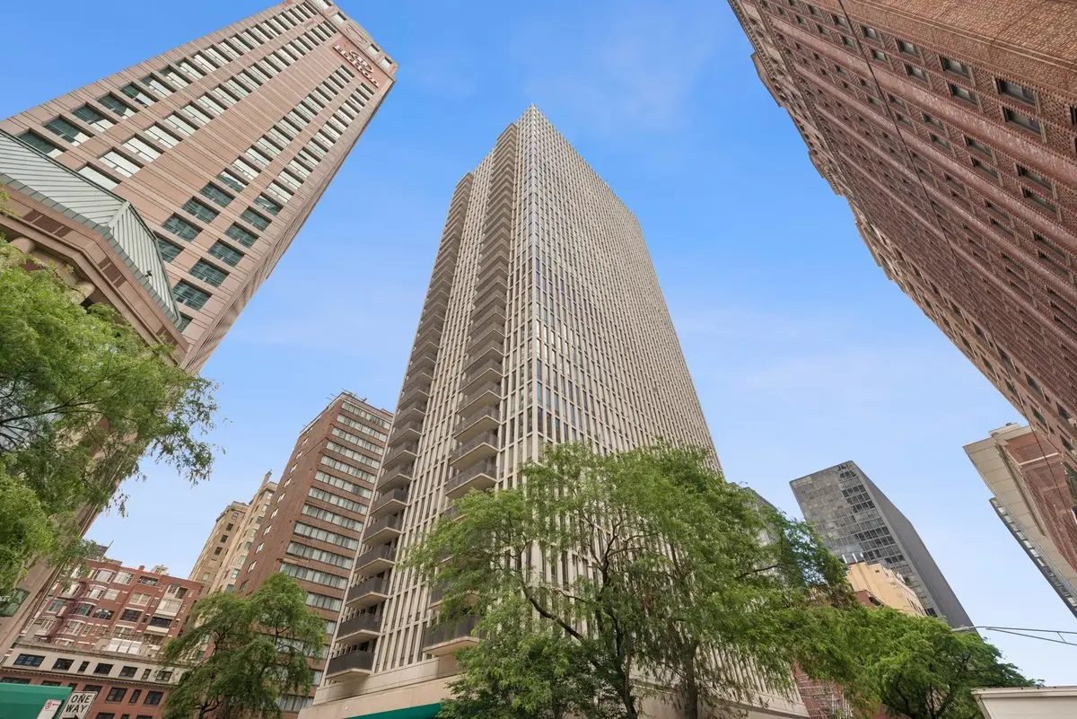 200 E Delaware Place #4F, Chicago, IL 60611 - #1