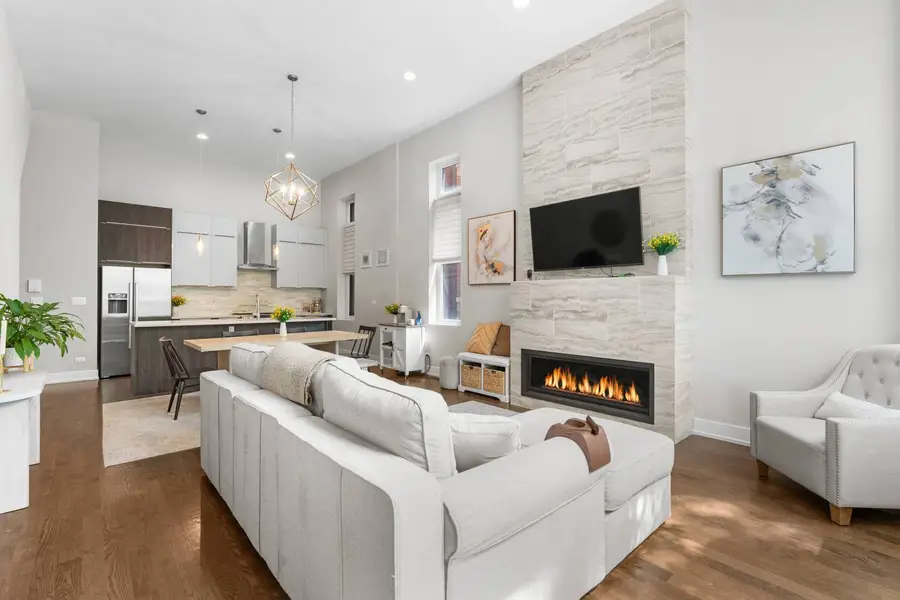 1522 W Cortez Street #1, Chicago, IL 60642 - #2