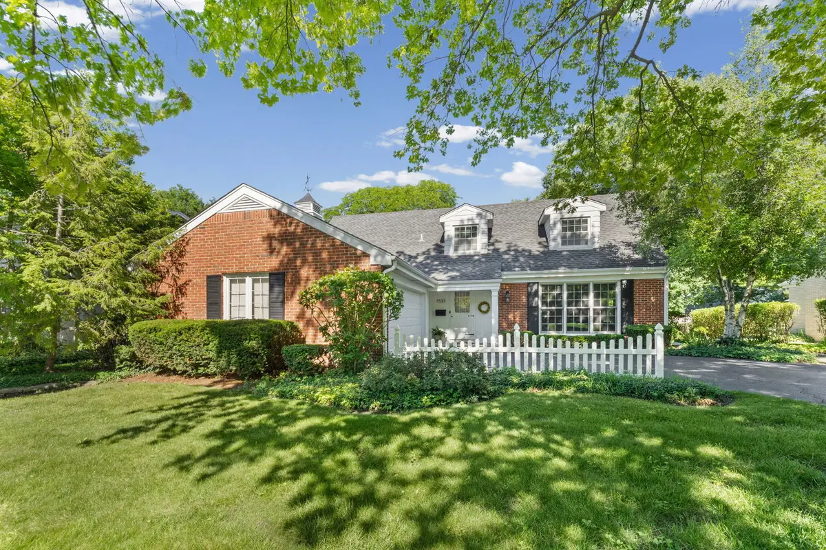 1533 N Belmont Avenue, Arlington Heights, IL 60004 - #1
