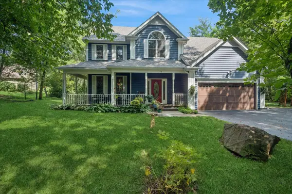 300 White Tail Lane, Ingleside, IL 60041