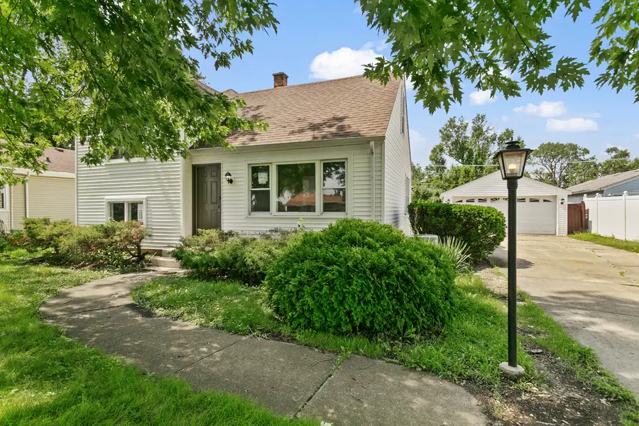 7742 S Oketo Avenue, Bridgeview, IL 60455 - #2