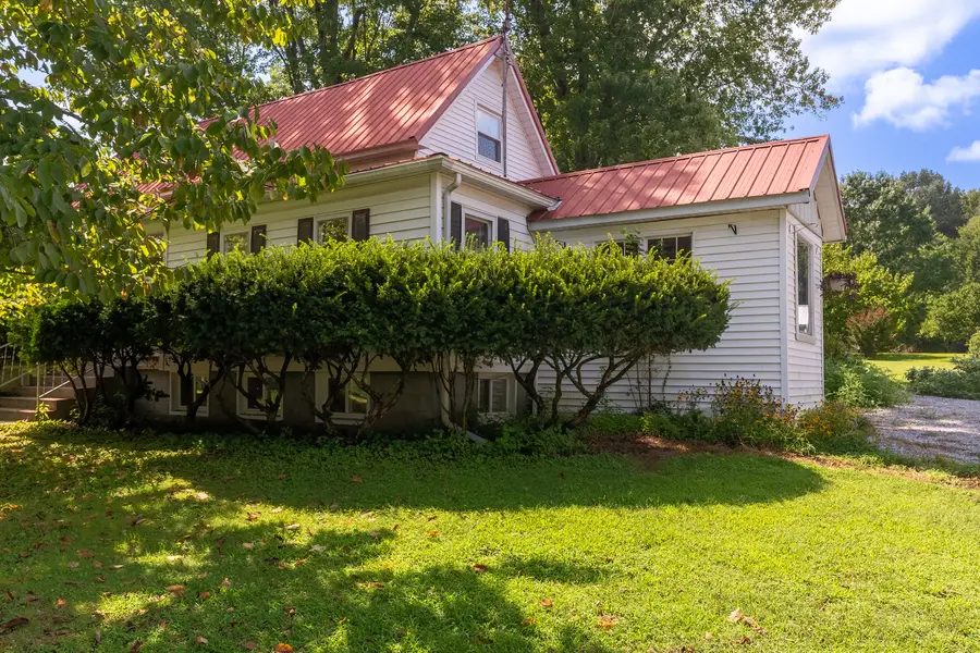 200 Crestview Drive, Dongola, IL 62926 - #2
